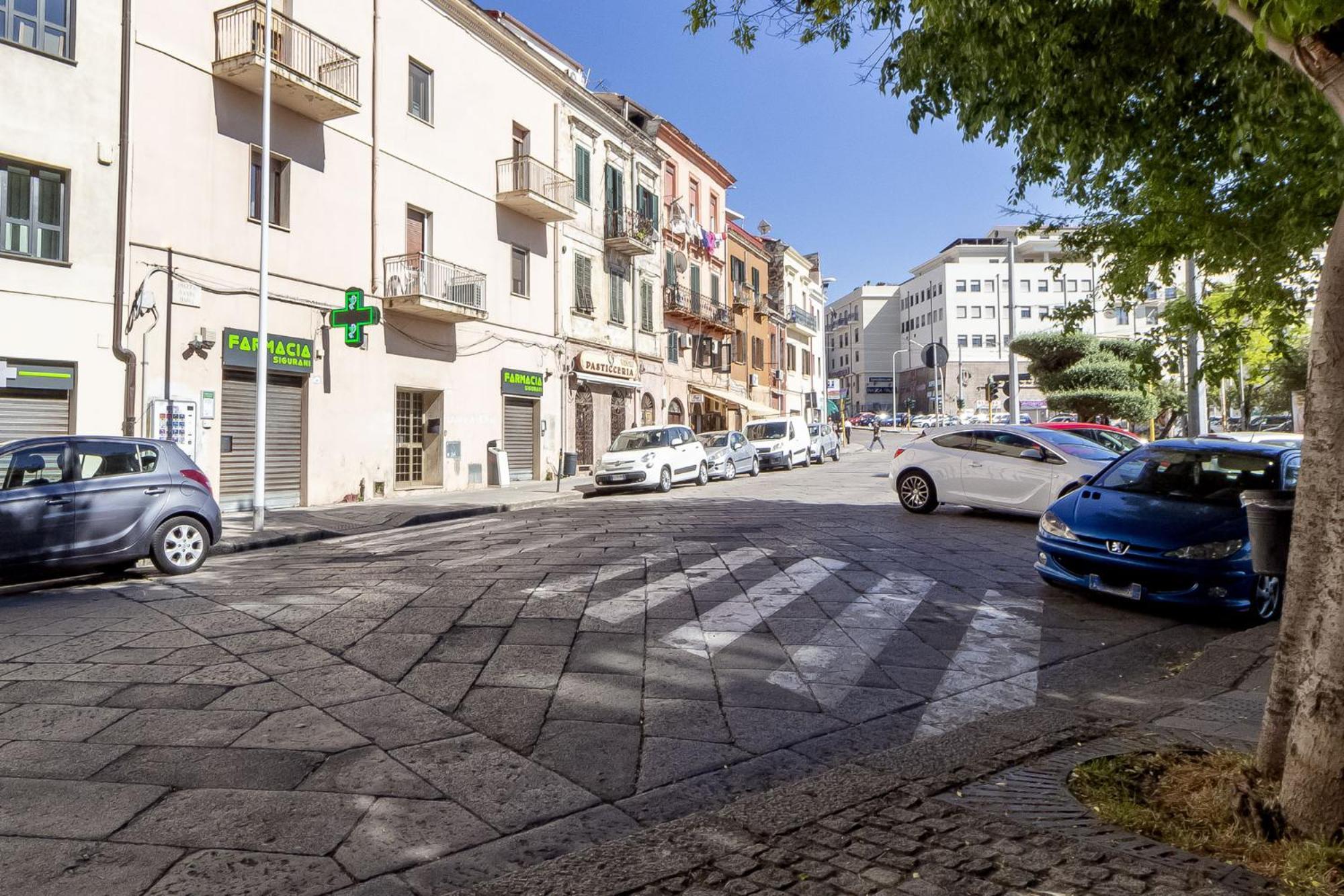 Lovely Piazza Santa Maria Apartment Sassari Exterior foto